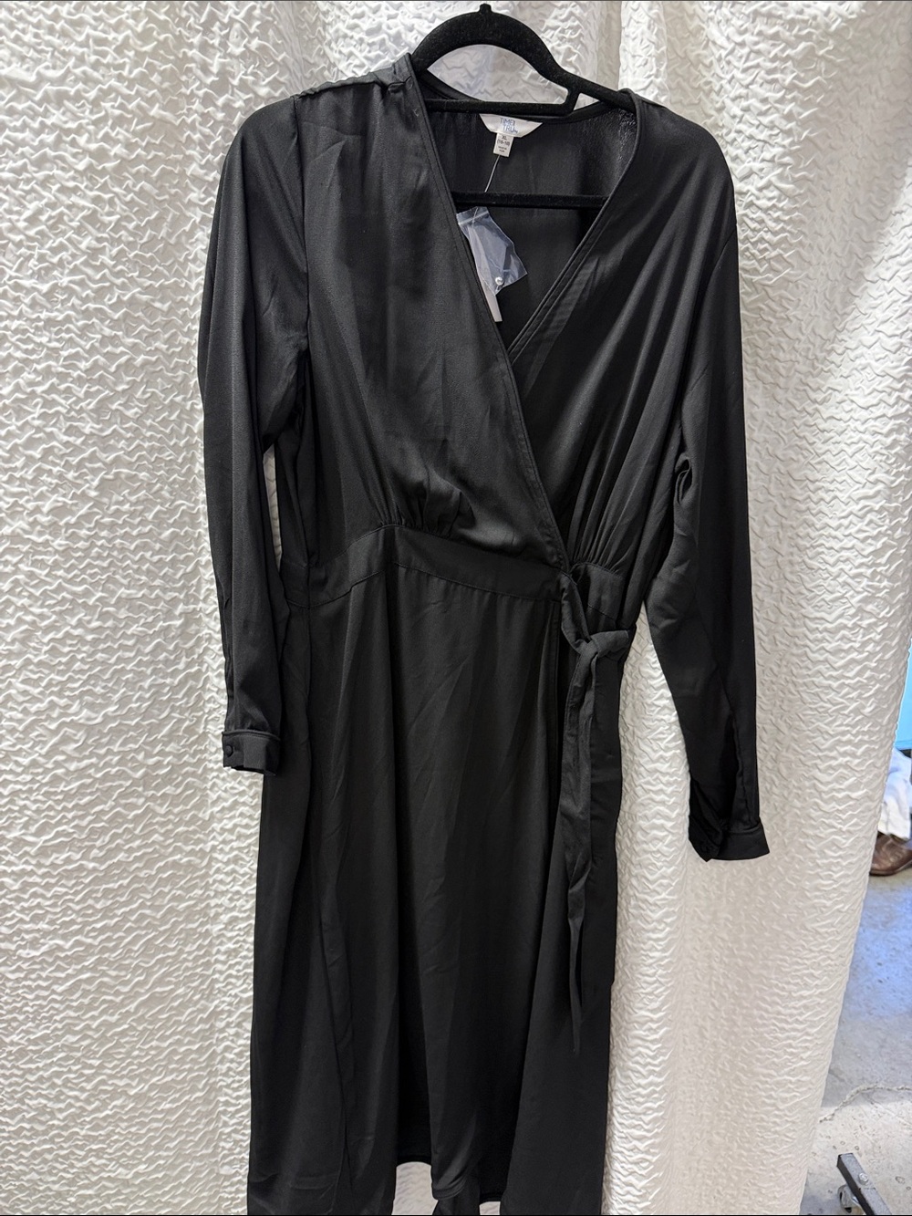 NWT Time and Tru Black Wrap Midi Dress xL